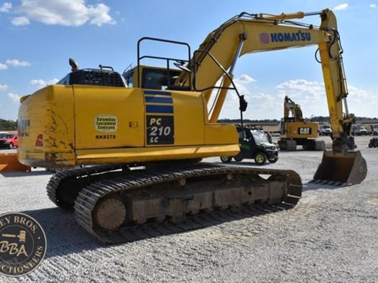 2014-komatsu-pc210-10-image-24
