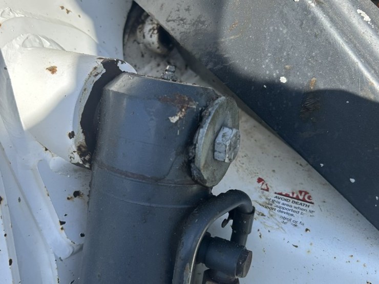 2019-bobcat-t650-image-13