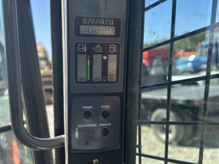 2019-case-tr340-image-44