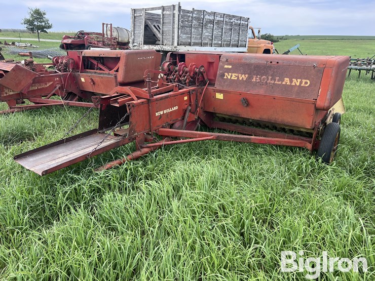 new-holland-270-image-5
