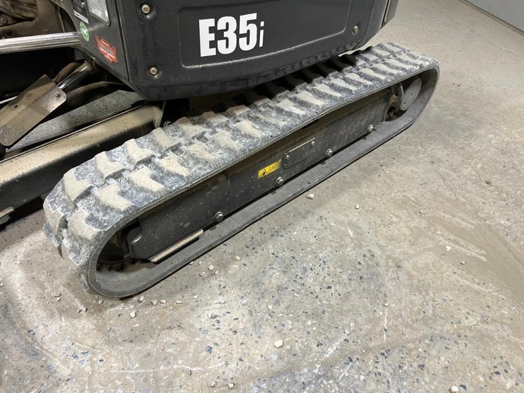 2015-bobcat-e35i-image-14