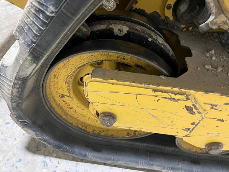 2019-caterpillar-259d3-image-20