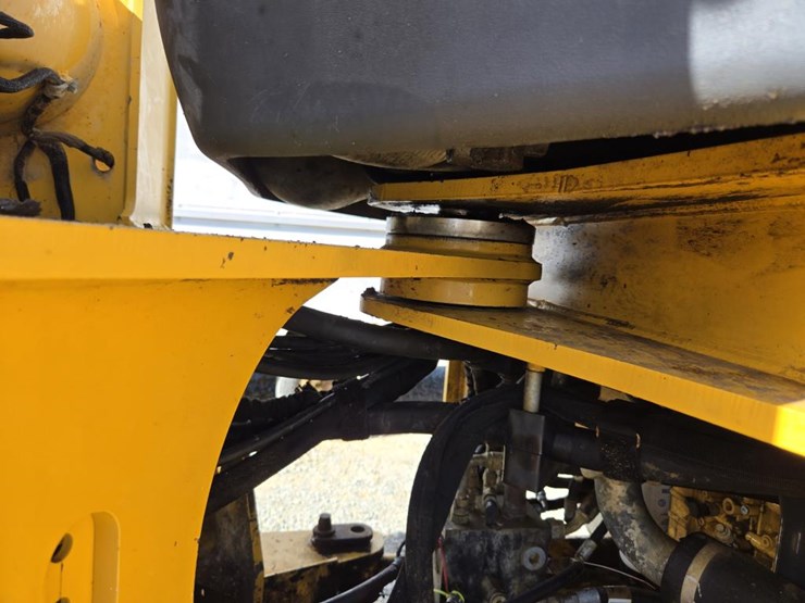 deere-624k-image-29