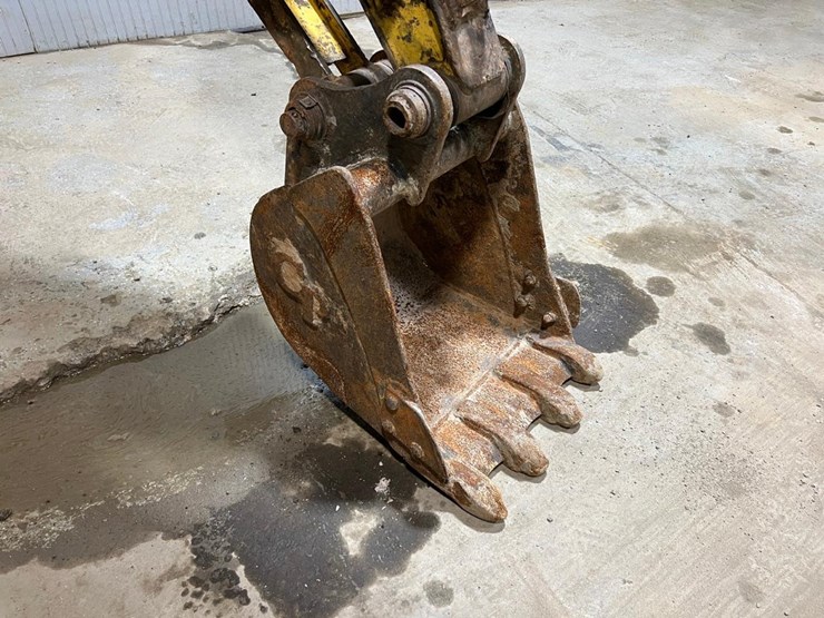 2002-kobelco-sk30sr-image-10