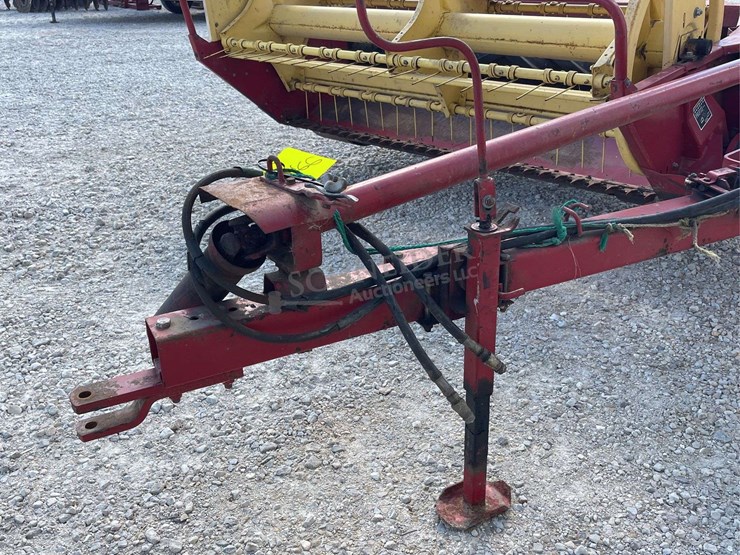 new-holland-472-image-10