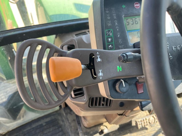 john-deere-7410-image-25
