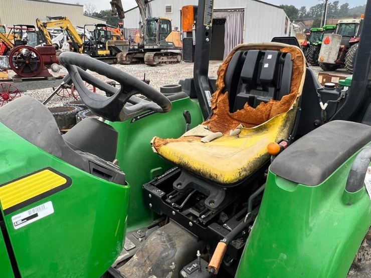 2021-john-deere-3025e-image-20