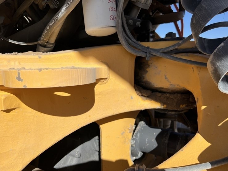 2020-volvo-a60h-image-15