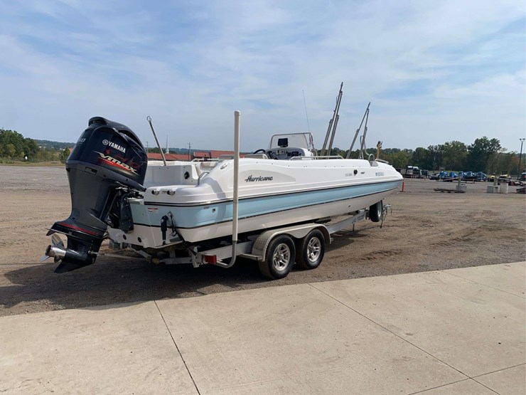 2018-hurricane-cc231-boat-image-4