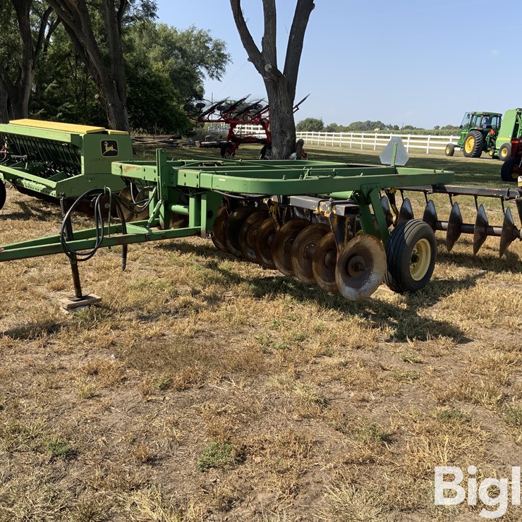 JOHN DEERE 310