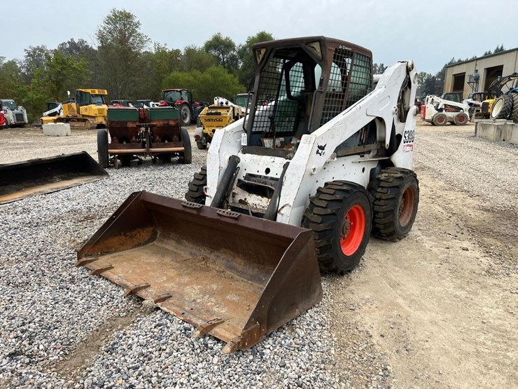 2008-bobcat-s300-image-1