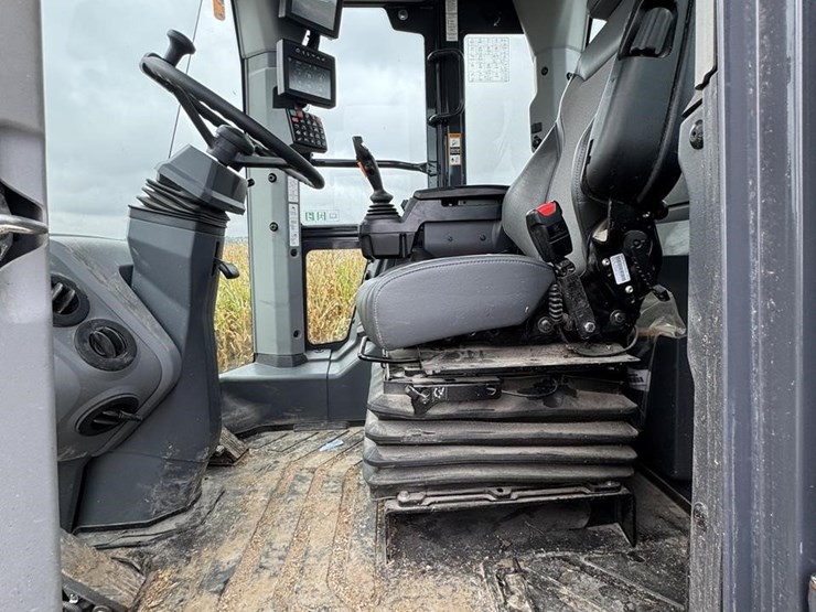 2024-deere-544-image-55
