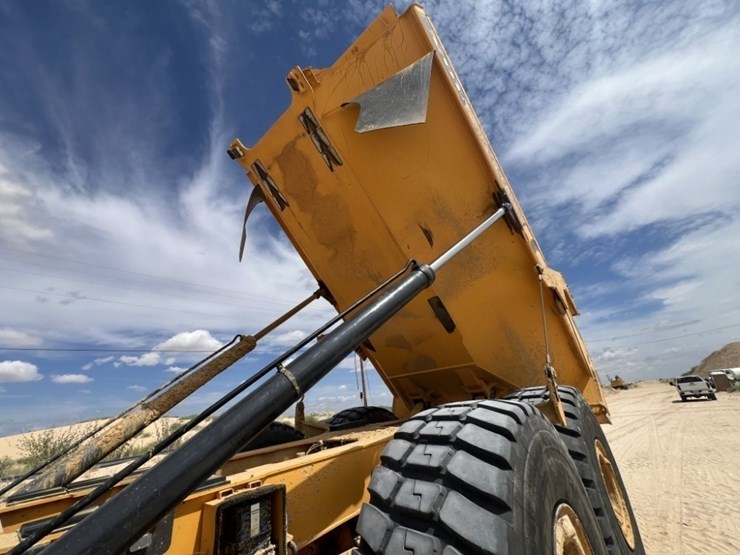 2019-volvo-a60h-image-45
