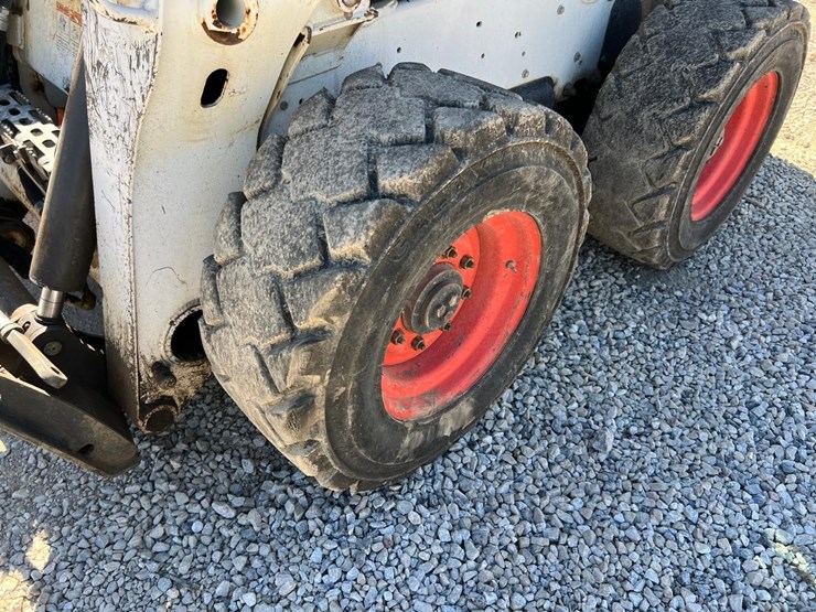 2019-bobcat-s650-image-11
