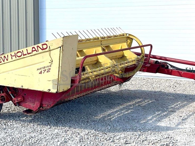 new-holland-472-image-1