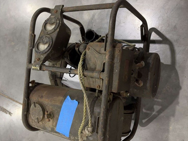 vintage-us-army-generator-image-3