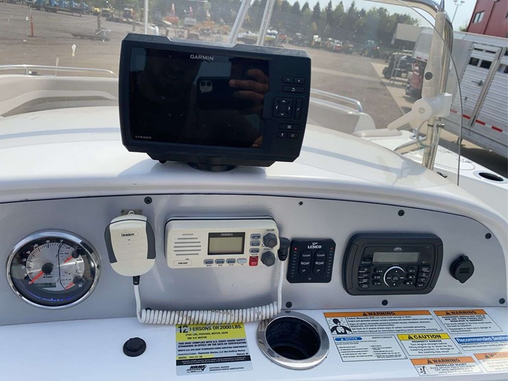 2018-hurricane-cc231-boat-image-24