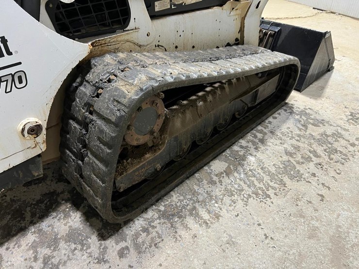 2017-bobcat-t770-image-17