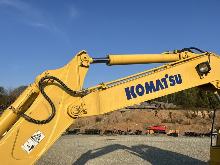 2012-komatsu-pc70-image-14