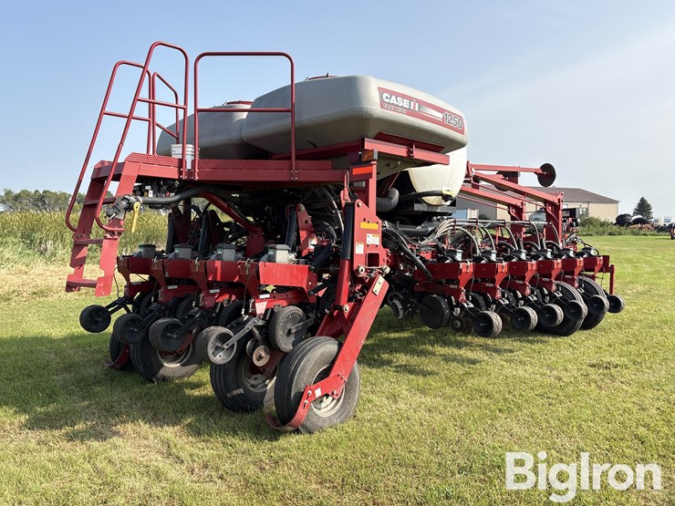2013-case-ih-1250-image-5