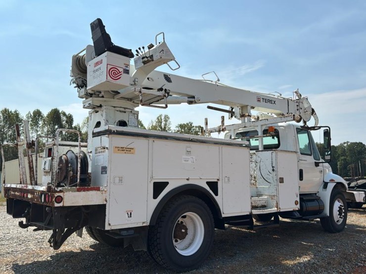 2007-international-durastar-4300-image-4