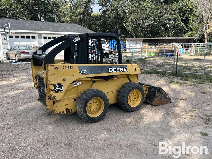 2005-john-deere-317-image-5