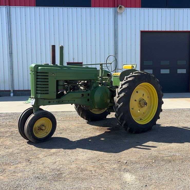 1952 JOHN DEERE A