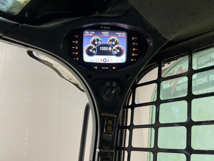 2018-bobcat-t770-image-29