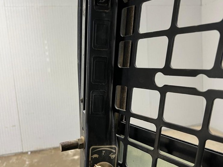 2021-bobcat-t770-image-29