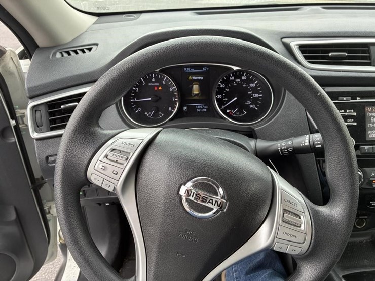 2016-nissan-rogue-image-14
