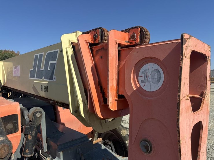 2006-jlg-g10-55a-image-16