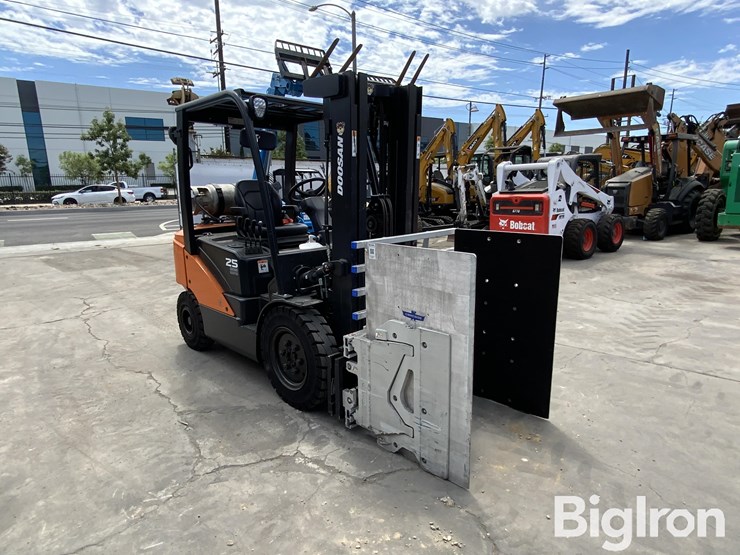 2023-doosan-g25n-7-image-3