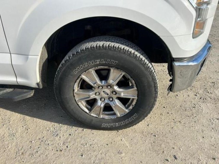 2015-ford-f150-image-50