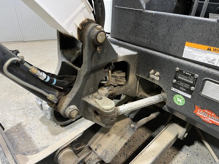 2015-bobcat-e35i-image-13