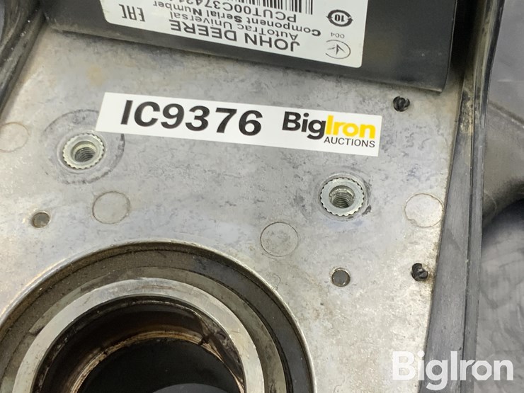 2016-john-deere-200-image-10