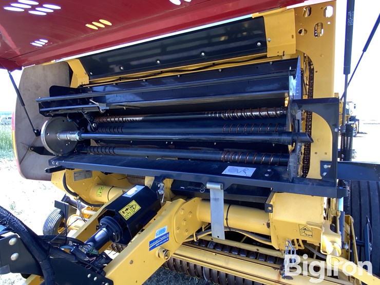 2022-new-holland-roll-belt-560-image-14