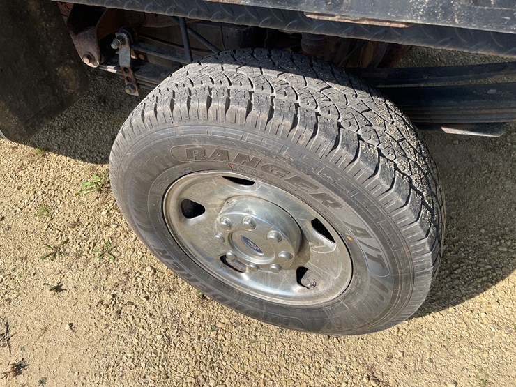 2005-ford-f250-image-40