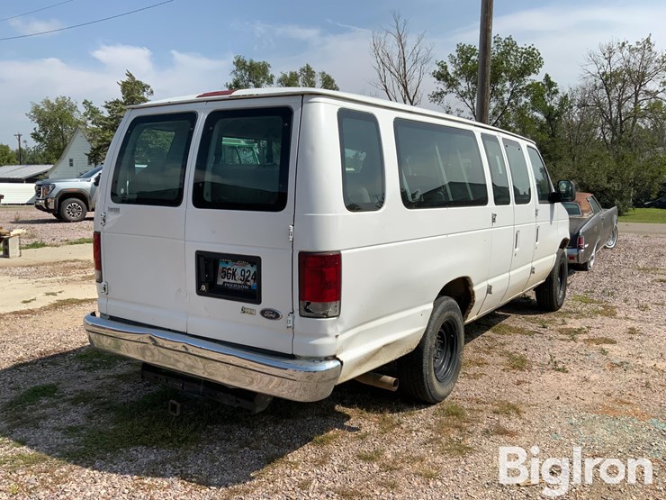 2009-ford-e350-image-5