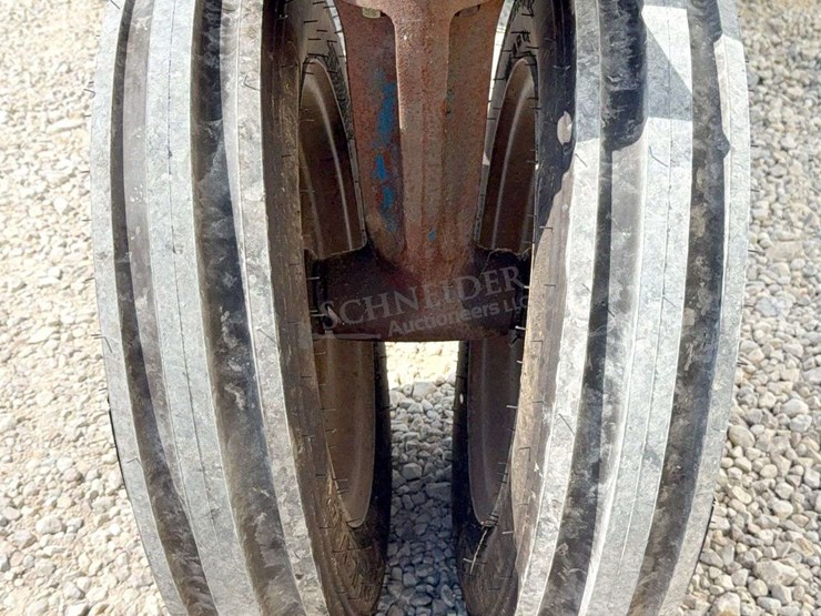 ford-4000-image-9
