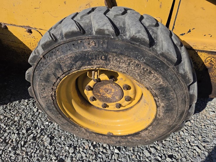 john-deere-250-image-47