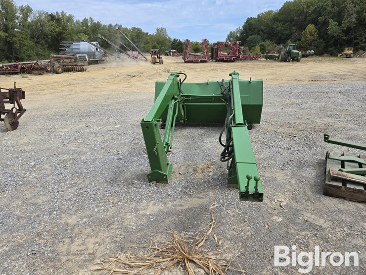 john-deere-148-image-6