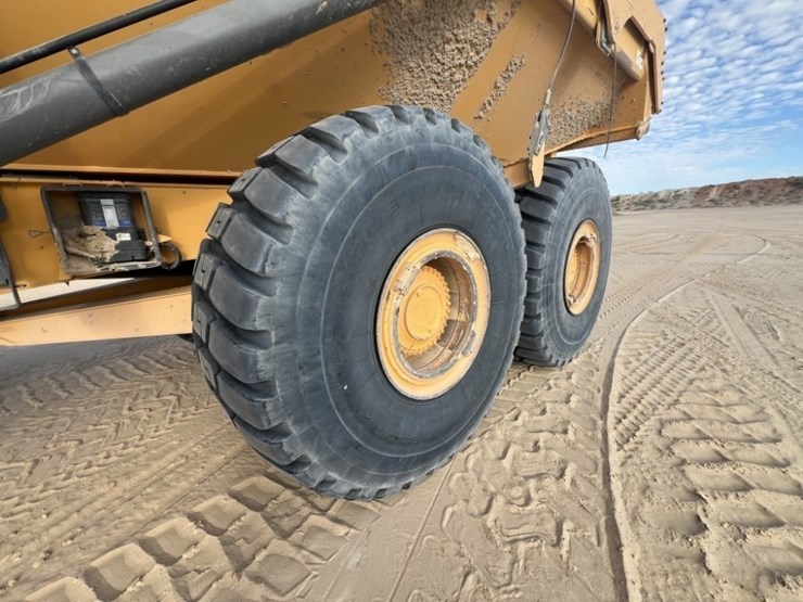 2020-volvo-a60h-image-17