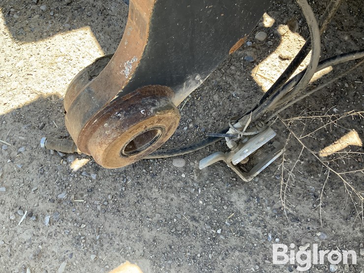 2012-deere-724k-image-15