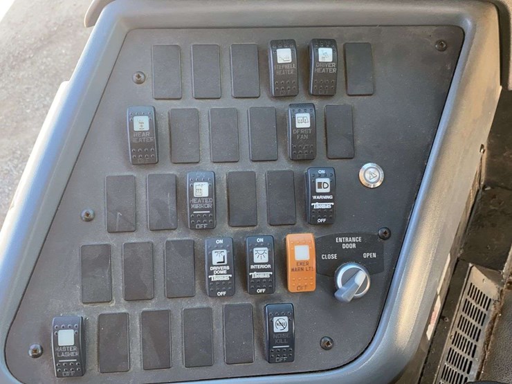 2007-ic-bus-pb105-school-bus-image-23