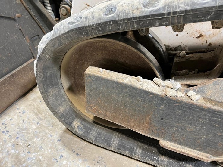 2021-bobcat-t76-image-13
