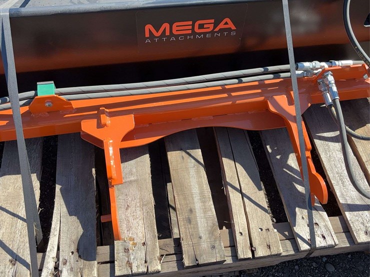 ventrac-steiner-48"-excavator-bucket-image-6