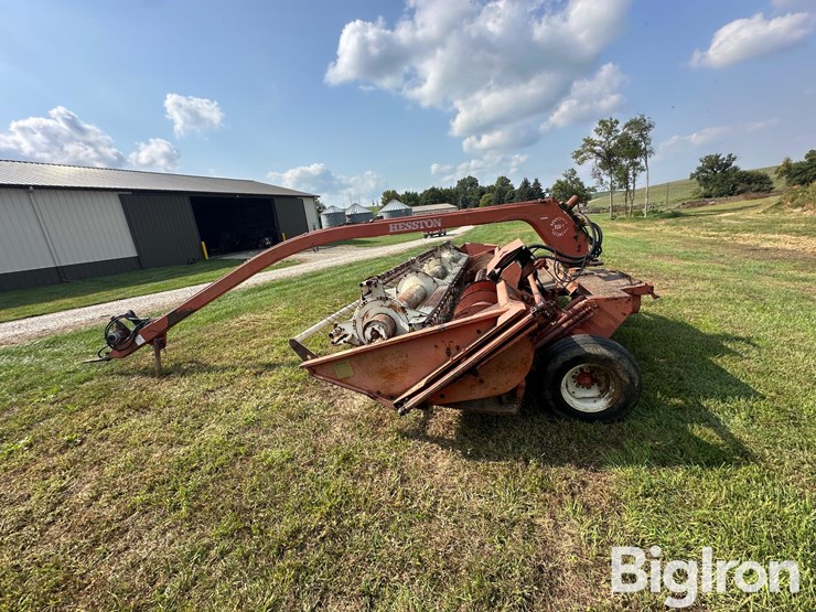 hesston-1014-image-9