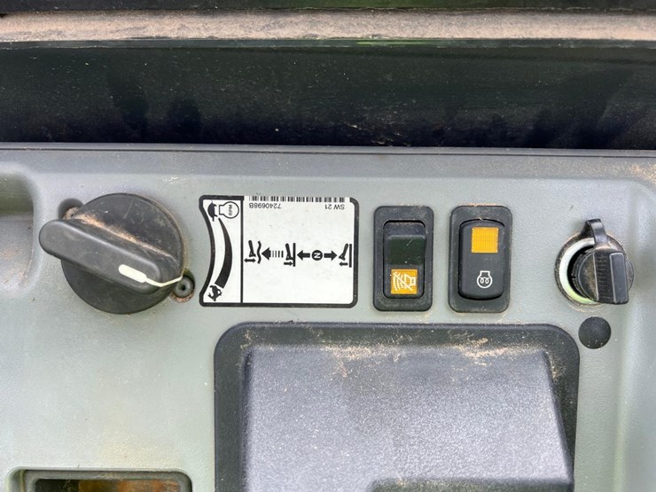 2022-bobcat-e88-image-33