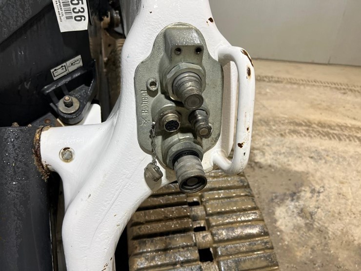 2021-bobcat-t76-image-11
