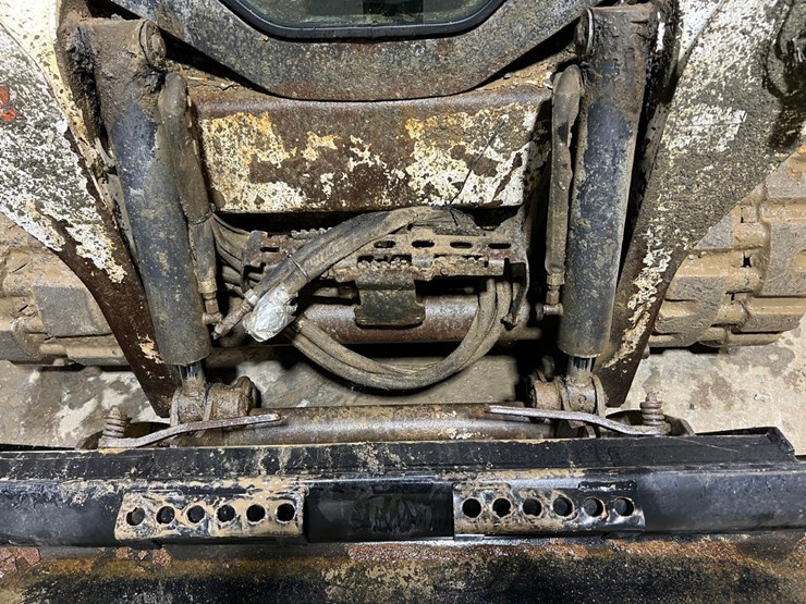 2015-bobcat-t550-image-10